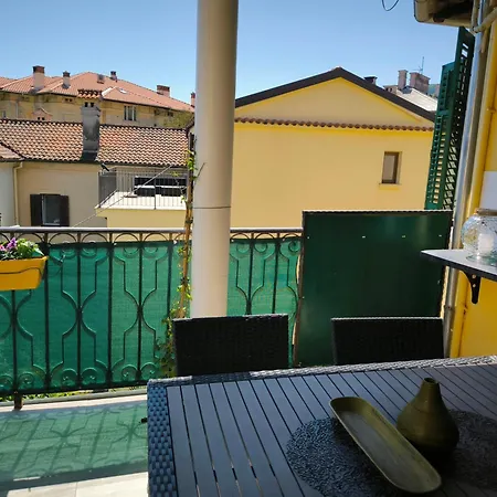Apartment Matea *