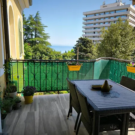 Matea Apartman *